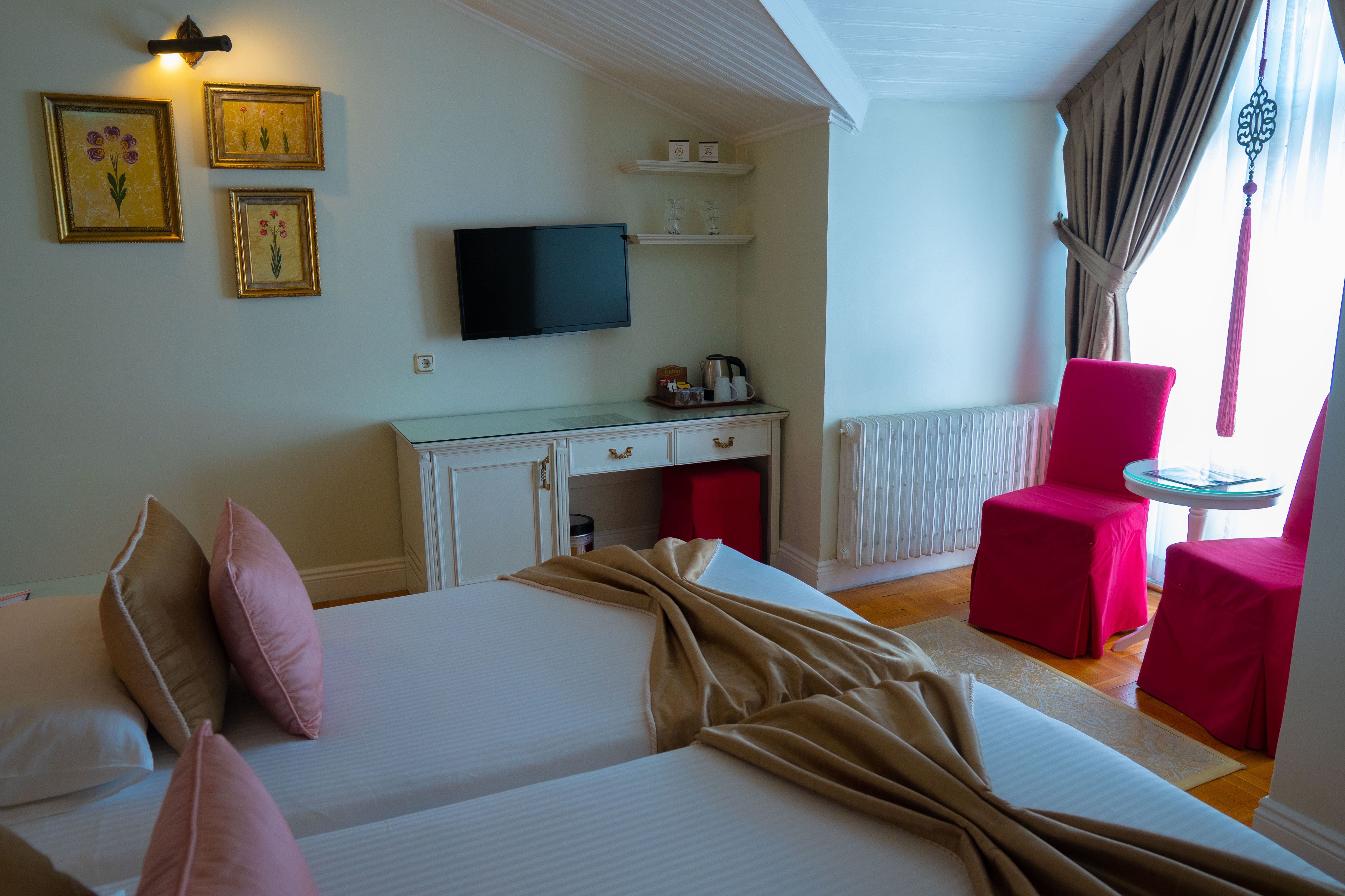 Elegance Double / Twin City or Sea view