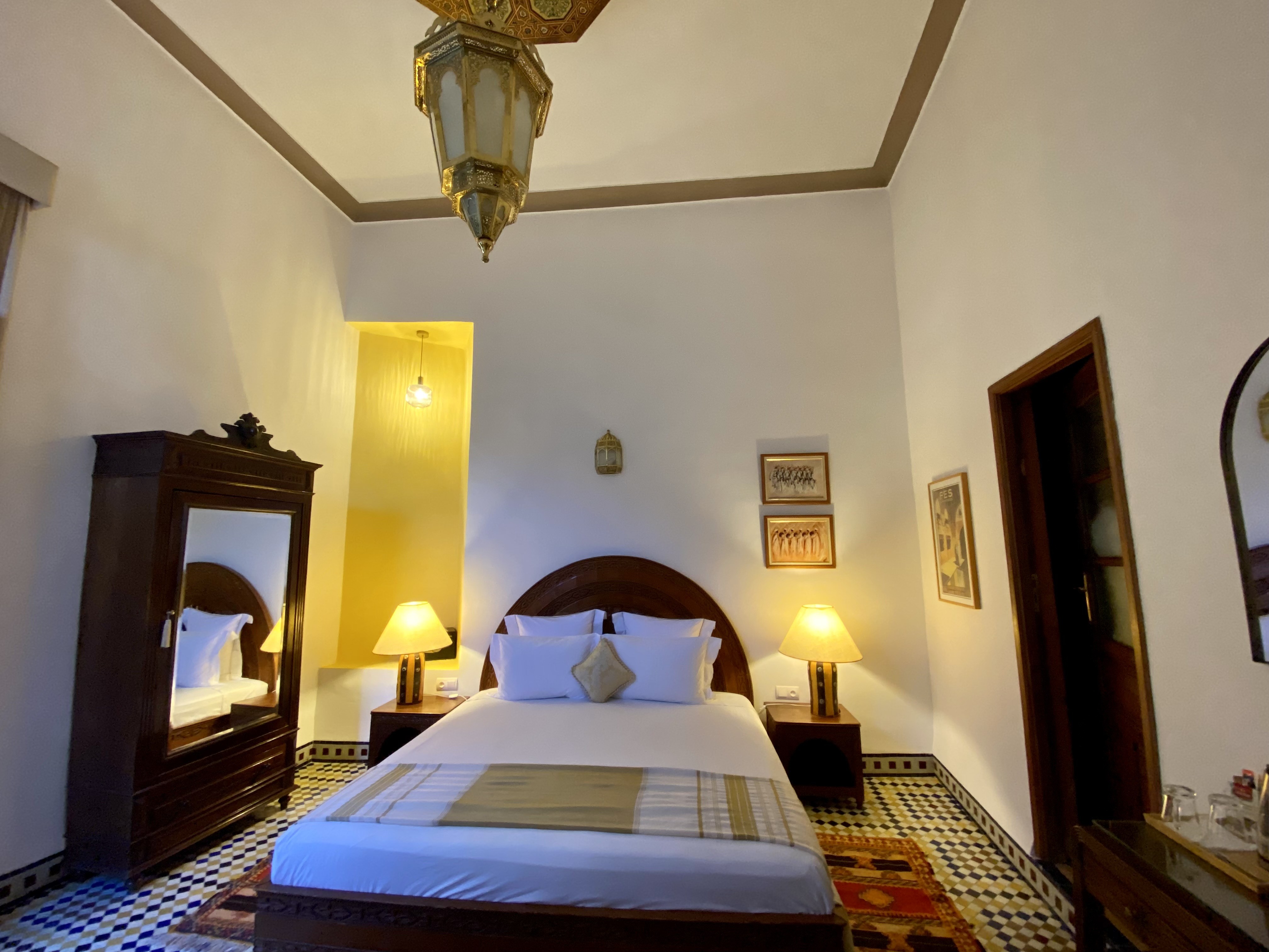 Executive Room - Ambre (2 Single Beds or 1 King-Size Bed)