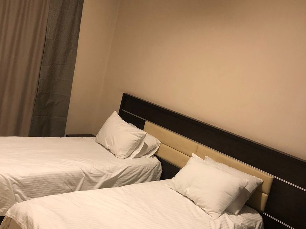 One Bedroom Deluxe Apartment
