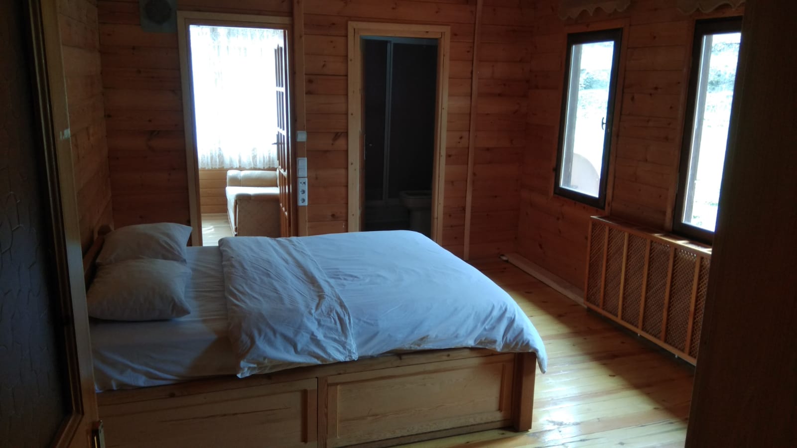 BEŞ EVLER APART 3+1 Göl Manzaralı Daire