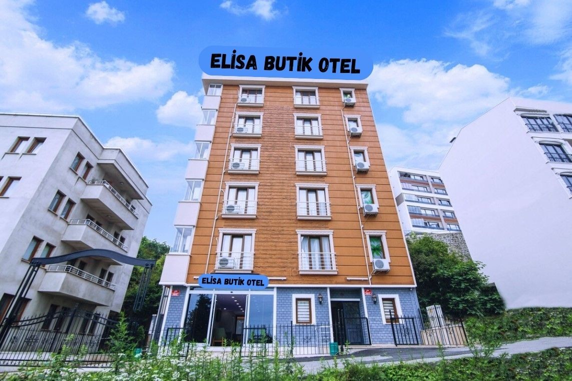 Junior Suit Oturma Alanlı Oda