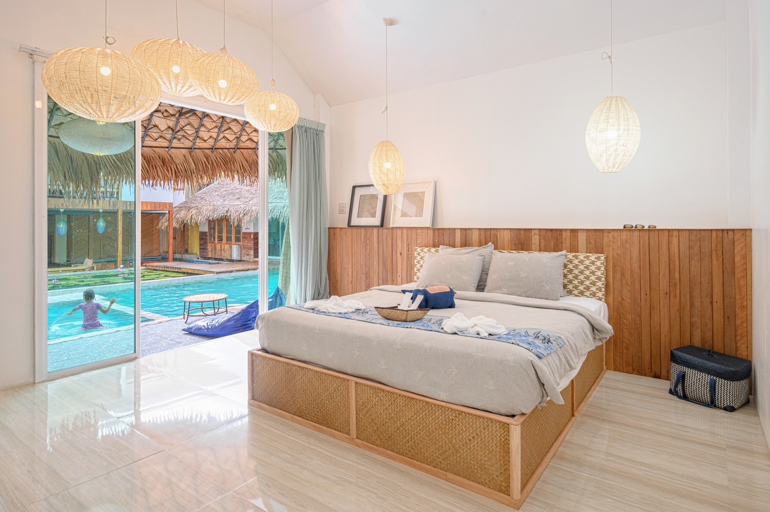 Double Room with Pool View