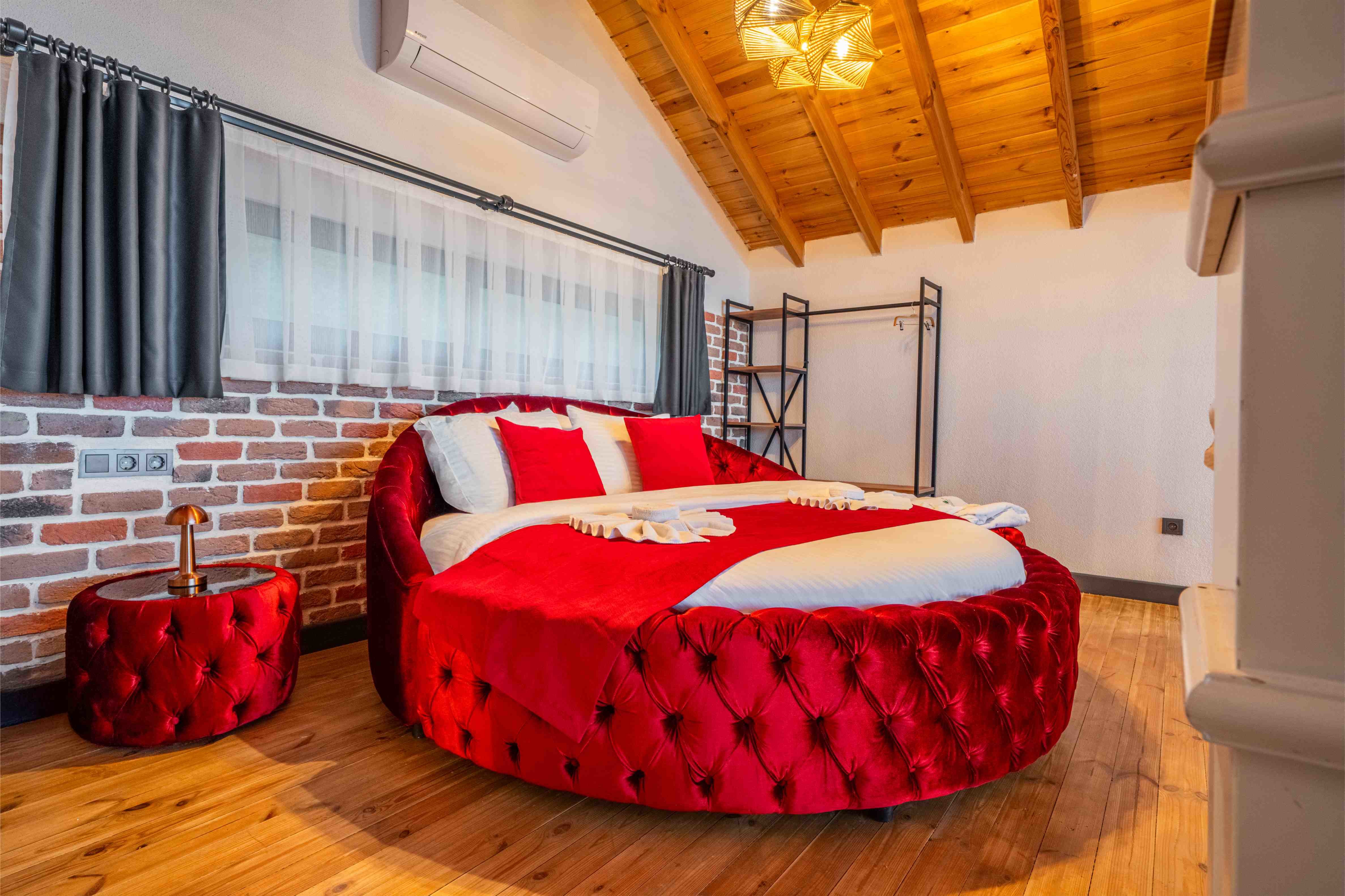 PREMIUM VİLLA FALCON CREST