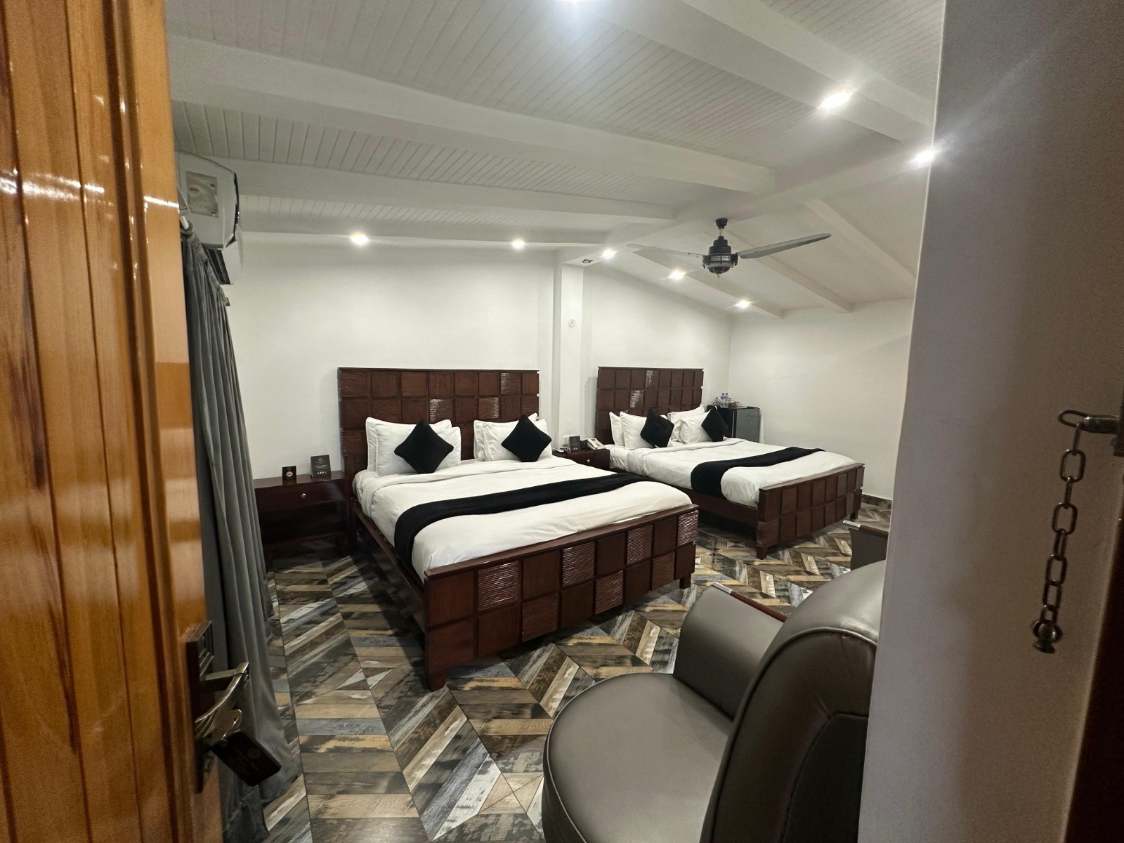 Superior Queen Room with Two Queen Beds