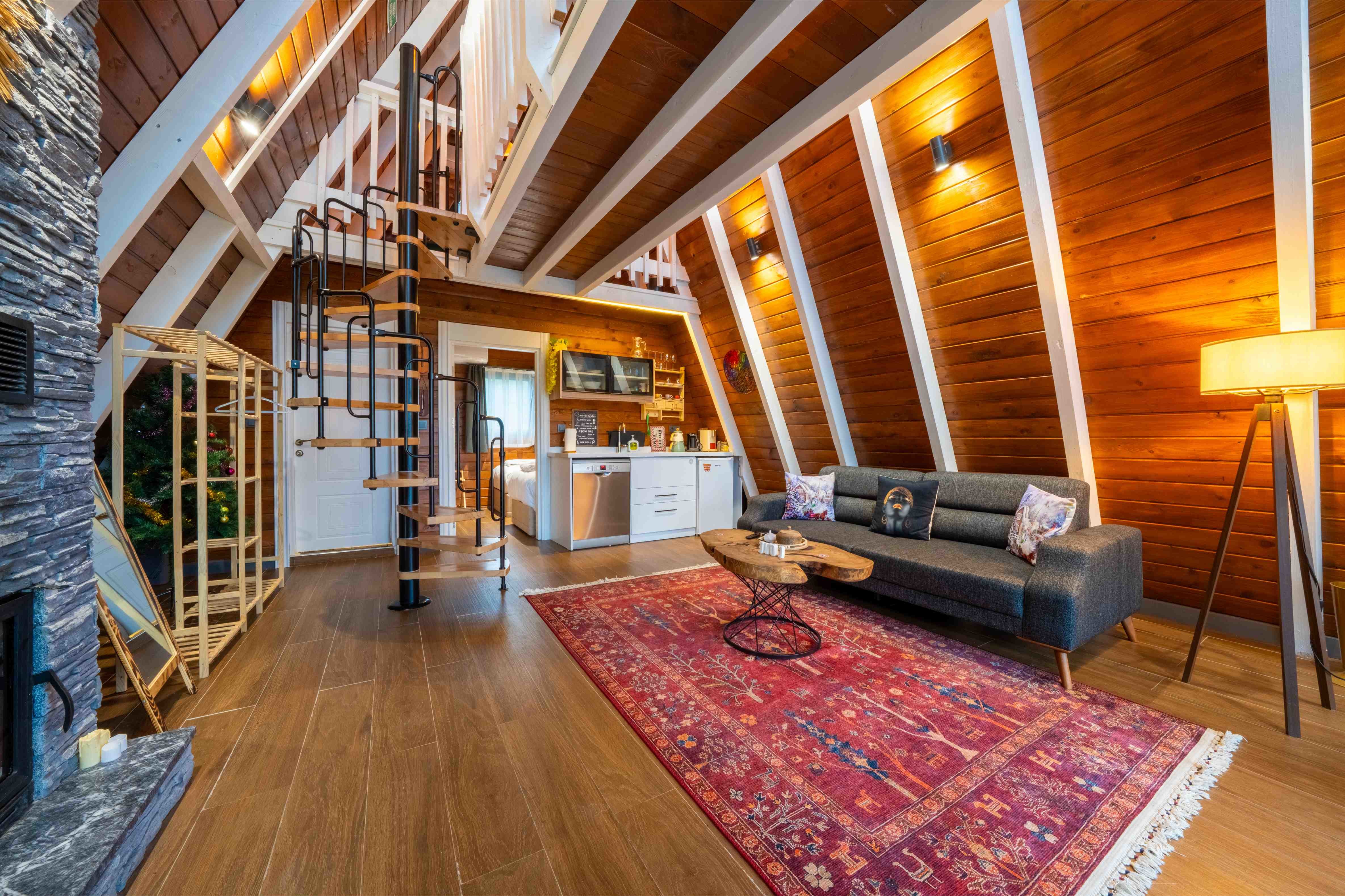 SUPERİOR DELUXE BUNGALOV