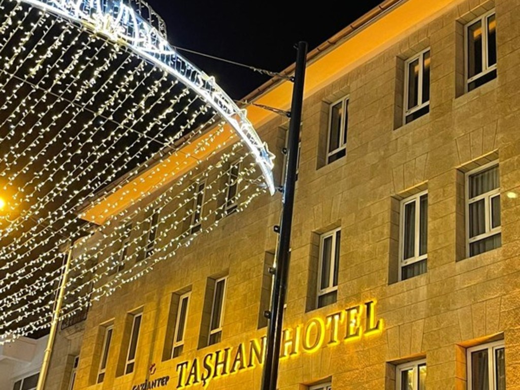 Tashan Hotel 